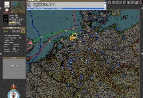 112 acri della città sono appena andati in fumo. La Luftwaffe si stà arrabbiando parecchio. Ma la mia finta su Wilhelmshaven pare aver funzionato. Fino ad ora ho perso solamente 3 bombardieri.