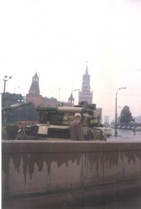 T-80_1991_coup_attempt04.jpg