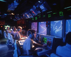 741px-USS_Vincennes_(CG-49)_Aegis_large_screen_displays.jpg